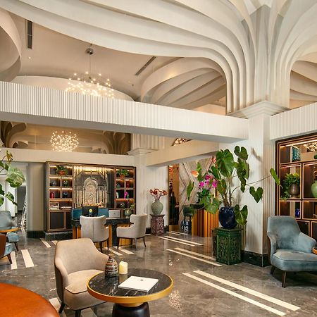 May De Ville Lakeside Hotel Hanoi Luaran gambar The Library