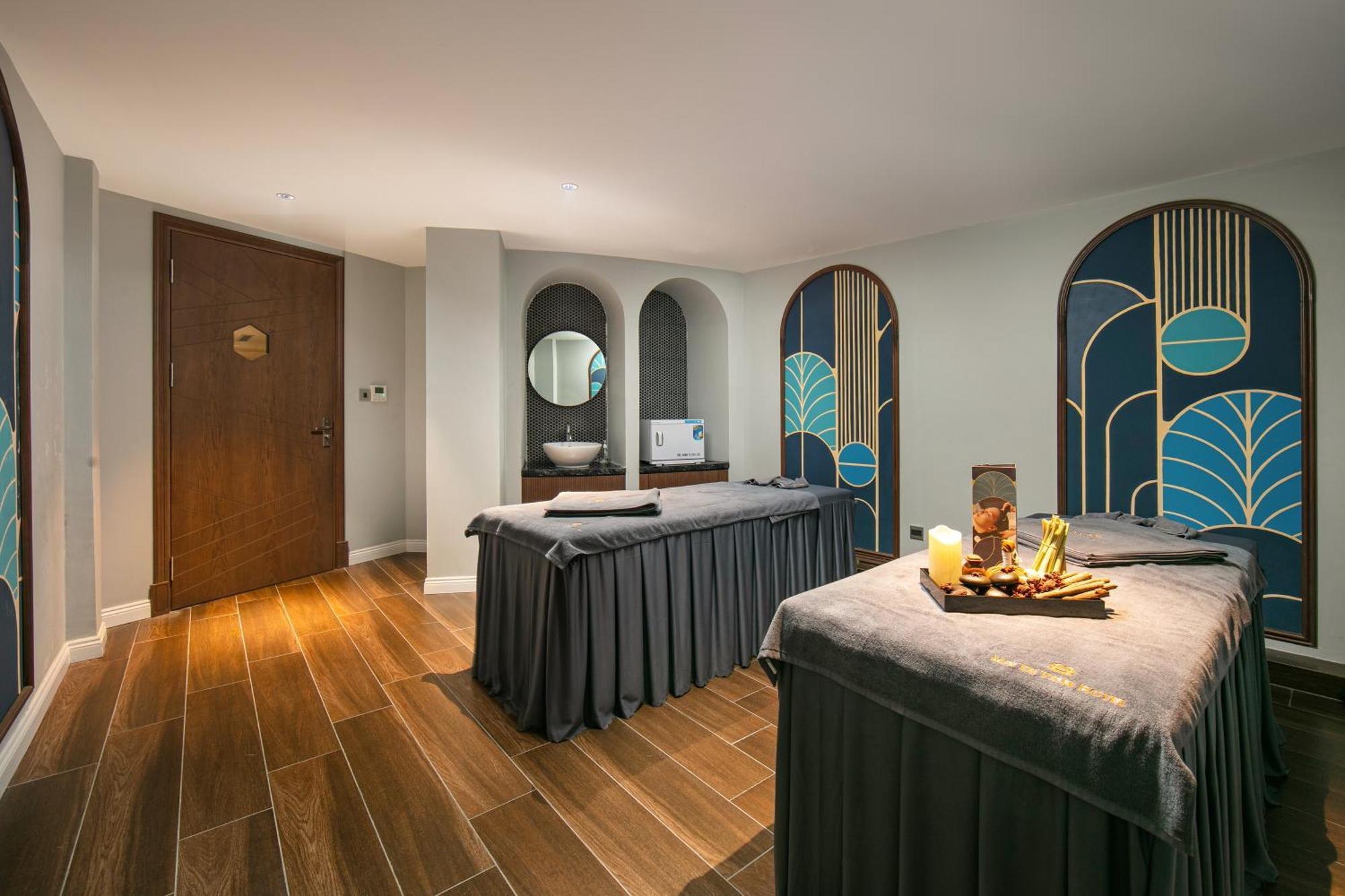 May De Ville Lakeside Hotel Hanoi Luaran gambar Spa at The Park, Hyderabad