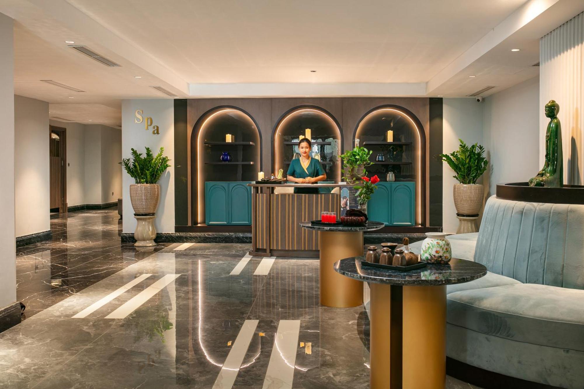 May De Ville Lakeside Hotel Hanoi Luaran gambar Lobby
