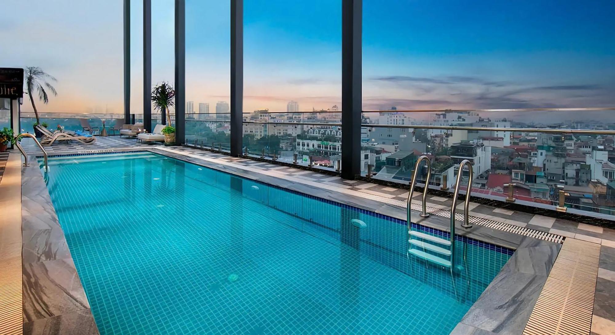 May De Ville Lakeside Hotel Hanoi Luaran gambar